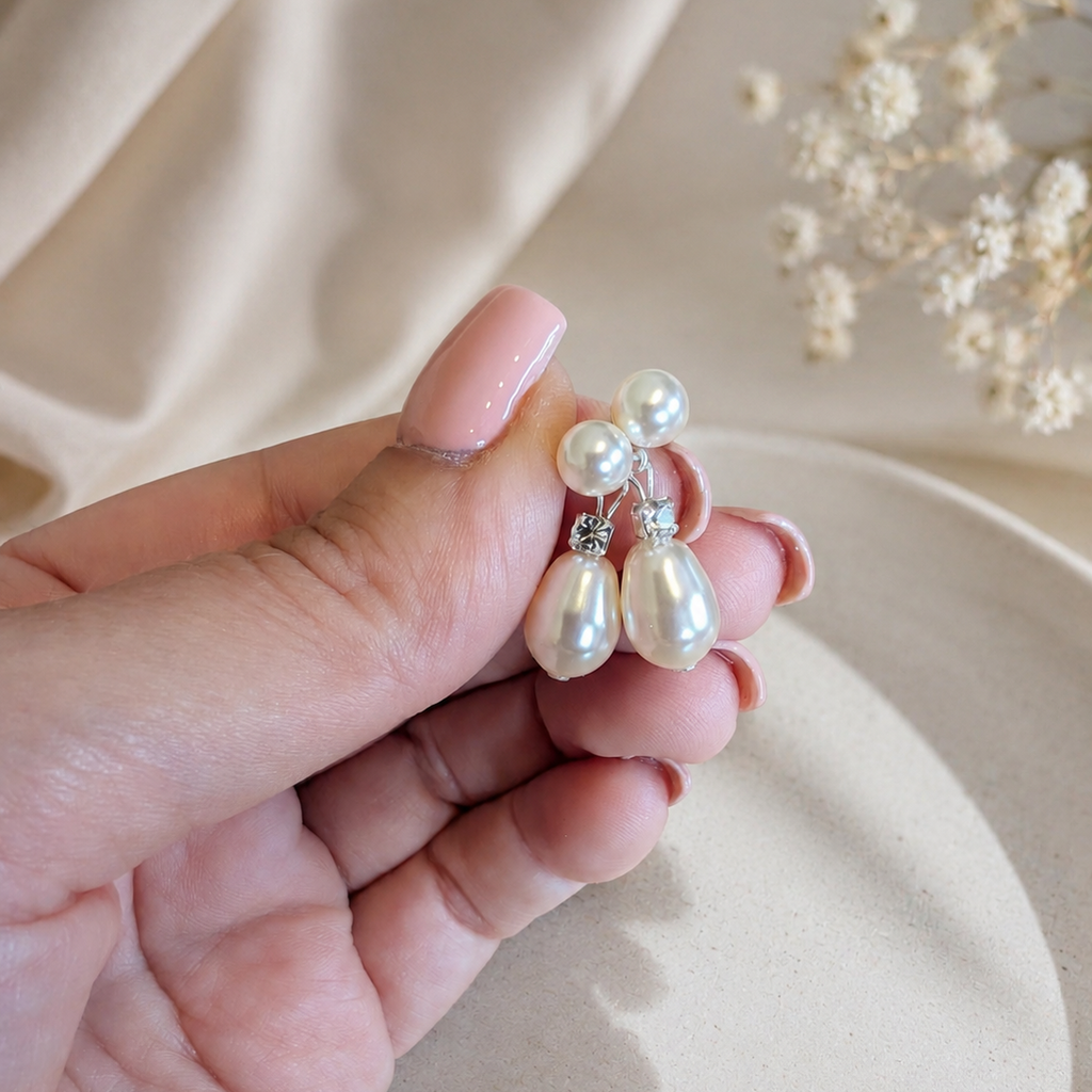 Vintage Style Pearl Drop Earrings