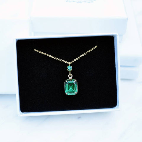 Emerald Green and Gold Pendant Necklace